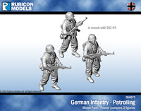 284073 - Germans in Smocks with StG44 - Patrolling - Pewter